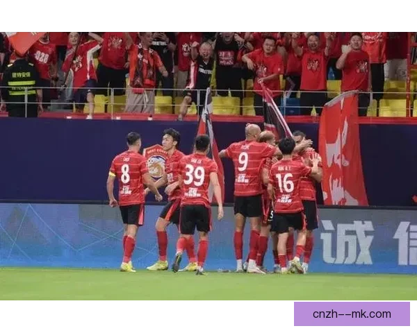 成都蓉城历史性斩获中超季军 创队史最佳战绩并首次晋级亚冠