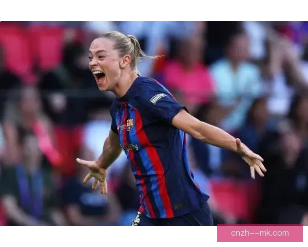 莱娜·奥伯多夫加盟拜仁慕尼黑女足：从沃尔夫斯堡到死敌阵营的新篇章